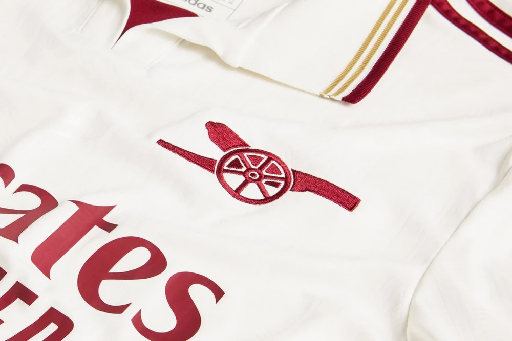 Arsenal adidas 25/26 Third Shirt - Image 5